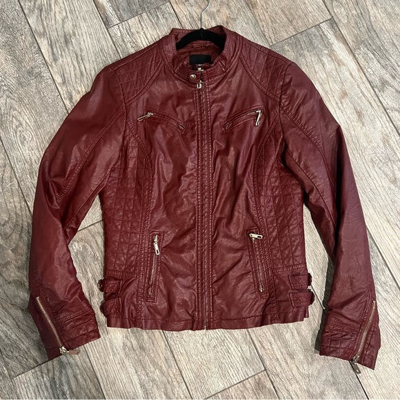 FOREVER 21 faux leather w/a military,biker ATTITUDE but refined w/style & class! - Picture 1 of 8